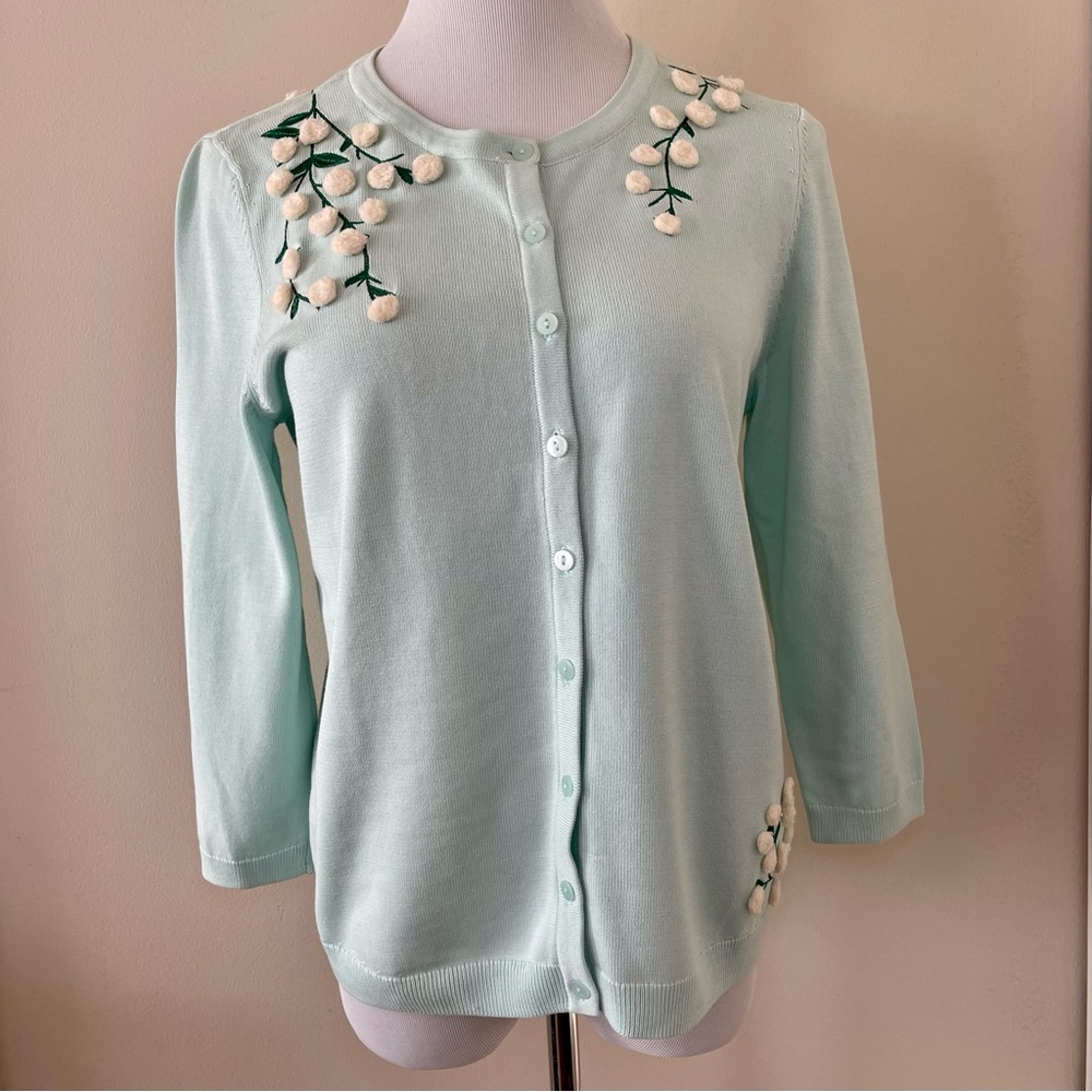 Talbots seafoam green embroidered sweater size L p